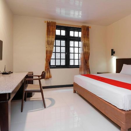 ג'קרטה Reddoorz Plus Near Halim Perdanakusuma 2 מראה חיצוני תמונה