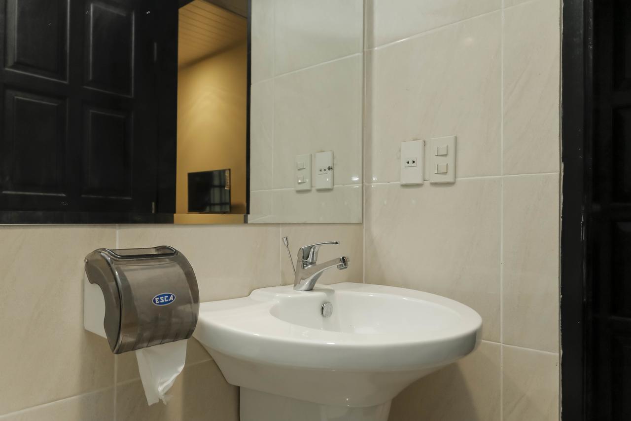 ג'קרטה Reddoorz Plus Near Halim Perdanakusuma 2 מראה חיצוני תמונה