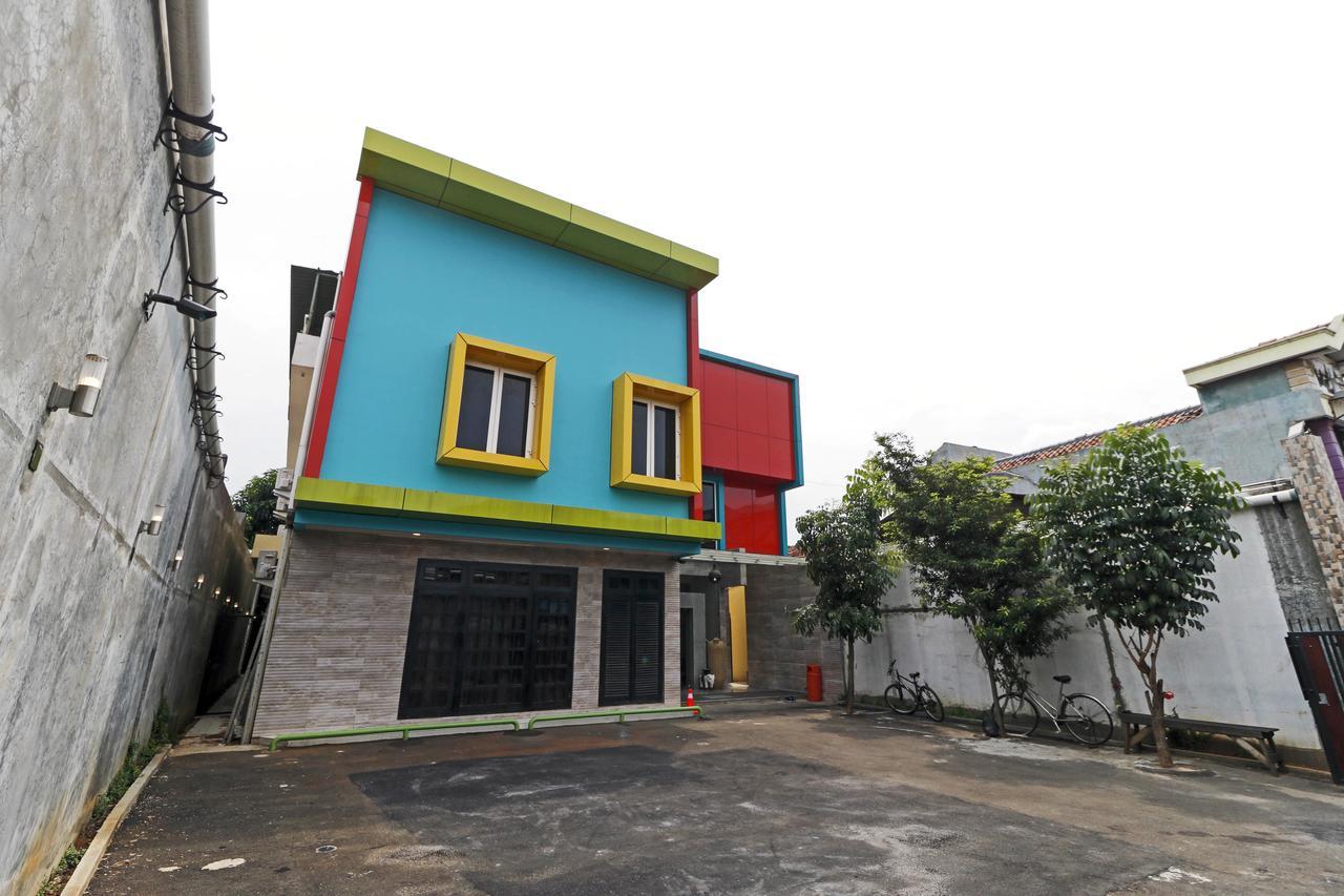 ג'קרטה Reddoorz Plus Near Halim Perdanakusuma 2 מראה חיצוני תמונה