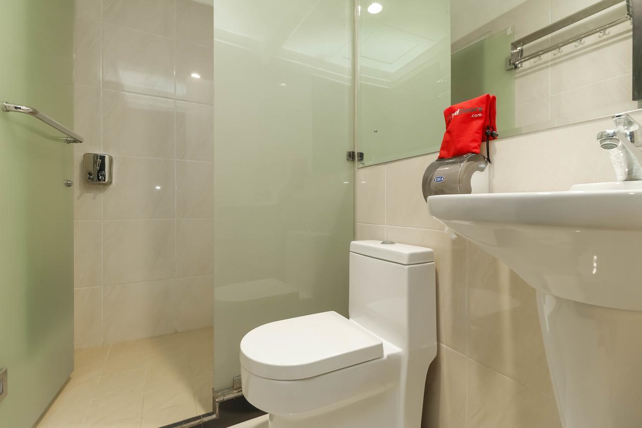 ג'קרטה Reddoorz Plus Near Halim Perdanakusuma 2 מראה חיצוני תמונה