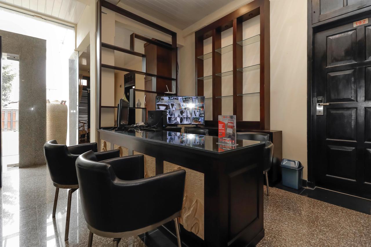 ג'קרטה Reddoorz Plus Near Halim Perdanakusuma 2 מראה חיצוני תמונה